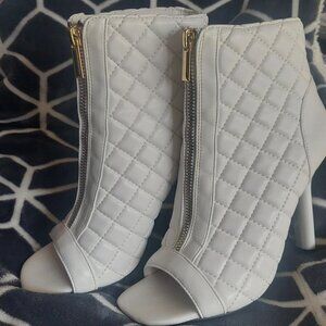 Shoe Dazzle Olivie Peep-Toe Booties- size 6.5